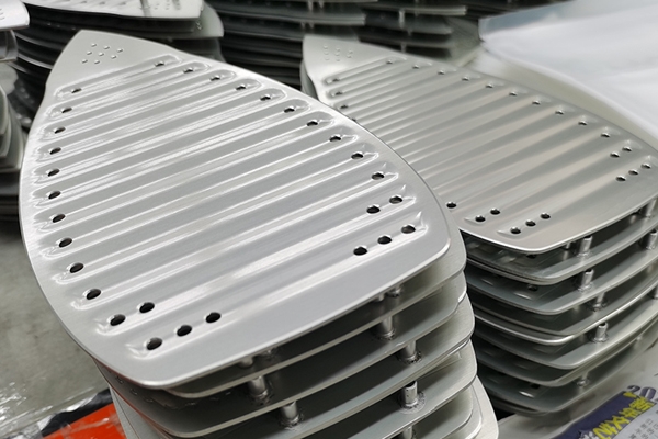 解析CNC鍵盤(pán)外殼的表面處理技術(shù)(cnc鍵盤(pán)外殼多少錢(qián))